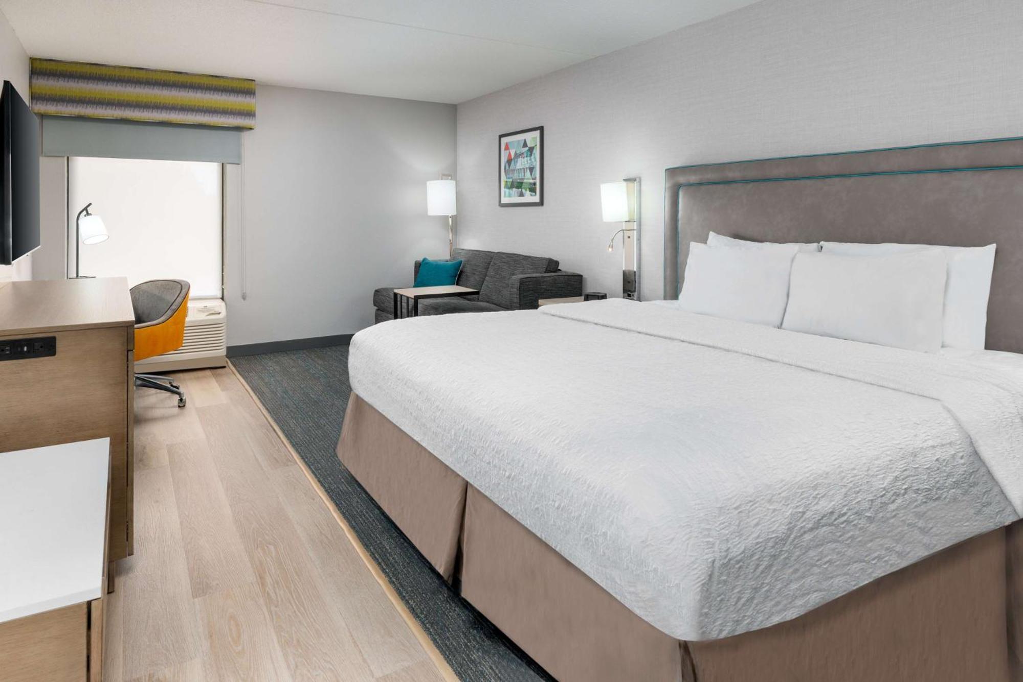 Hampton Inn Hartford Airport Вінсор-Локс Екстер'єр фото